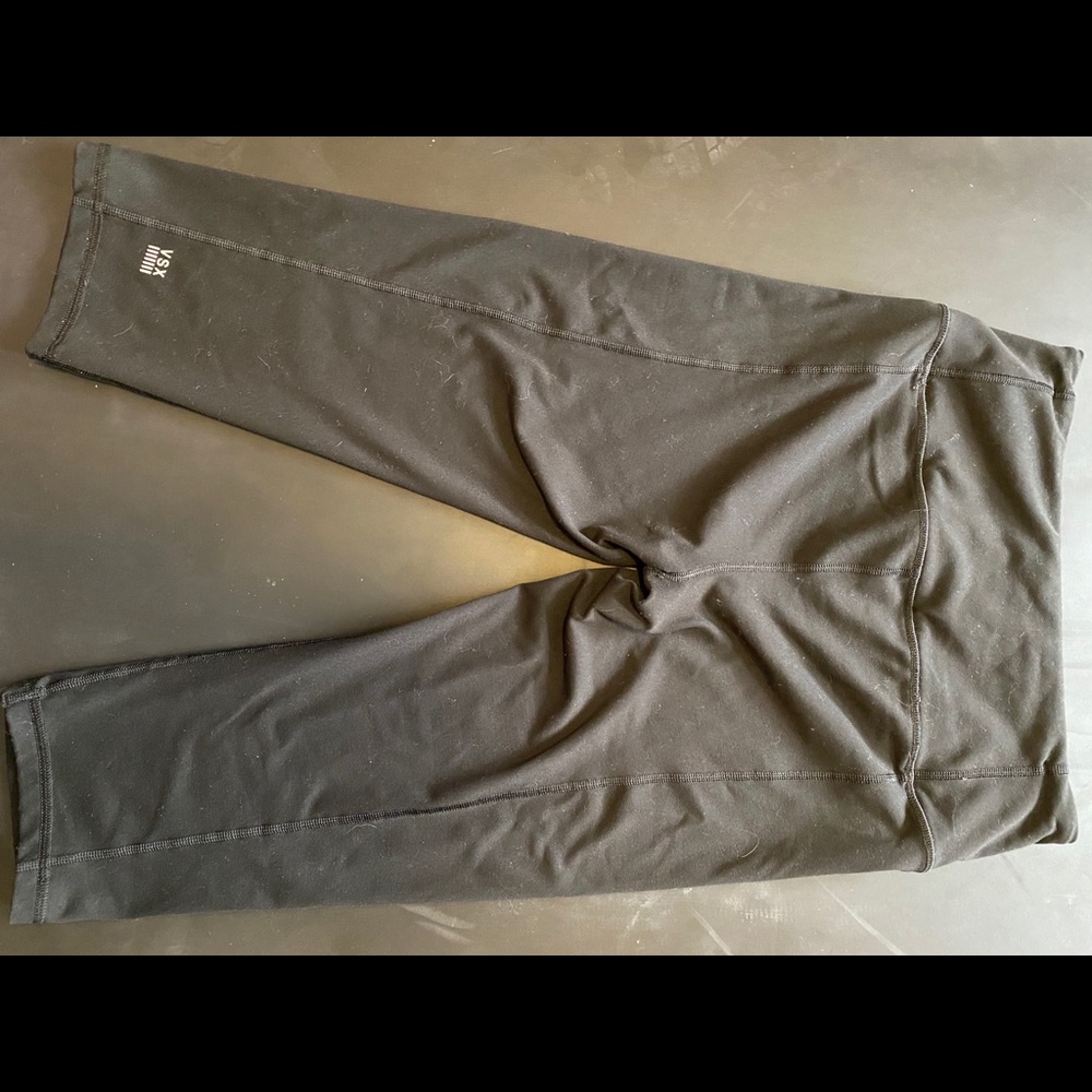 Victoria’s Secret Sport Cropped Leggings